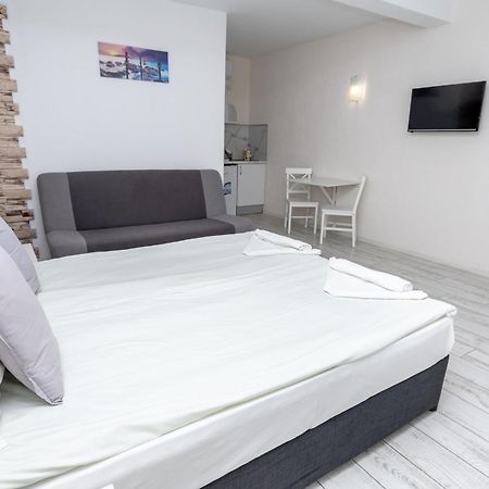 Guest House Desi - Къща За Гости Деси Μπαλτσίκ Εξωτερικό φωτογραφία
