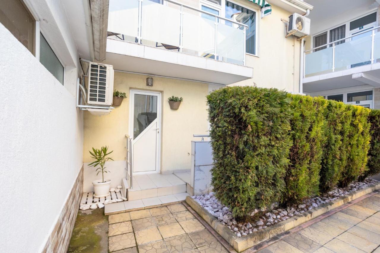 Guest House Desi - Къща За Гости Деси Μπαλτσίκ Εξωτερικό φωτογραφία