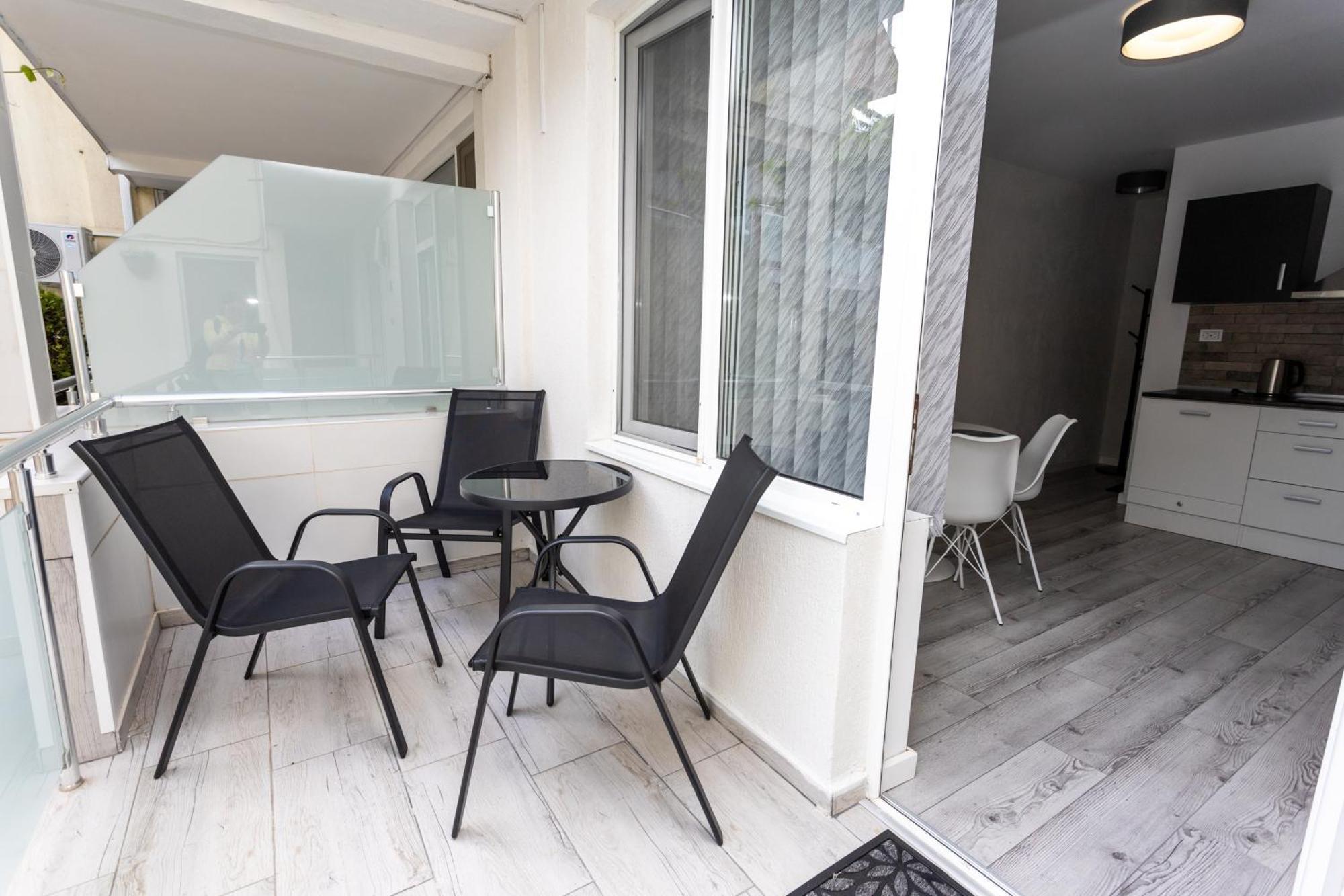 Guest House Desi - Къща За Гости Деси Μπαλτσίκ Εξωτερικό φωτογραφία