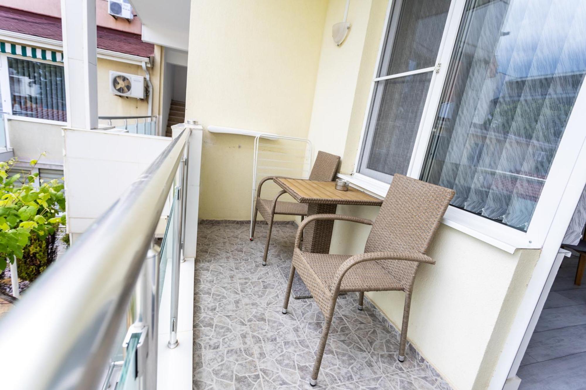 Guest House Desi - Къща За Гости Деси Μπαλτσίκ Εξωτερικό φωτογραφία
