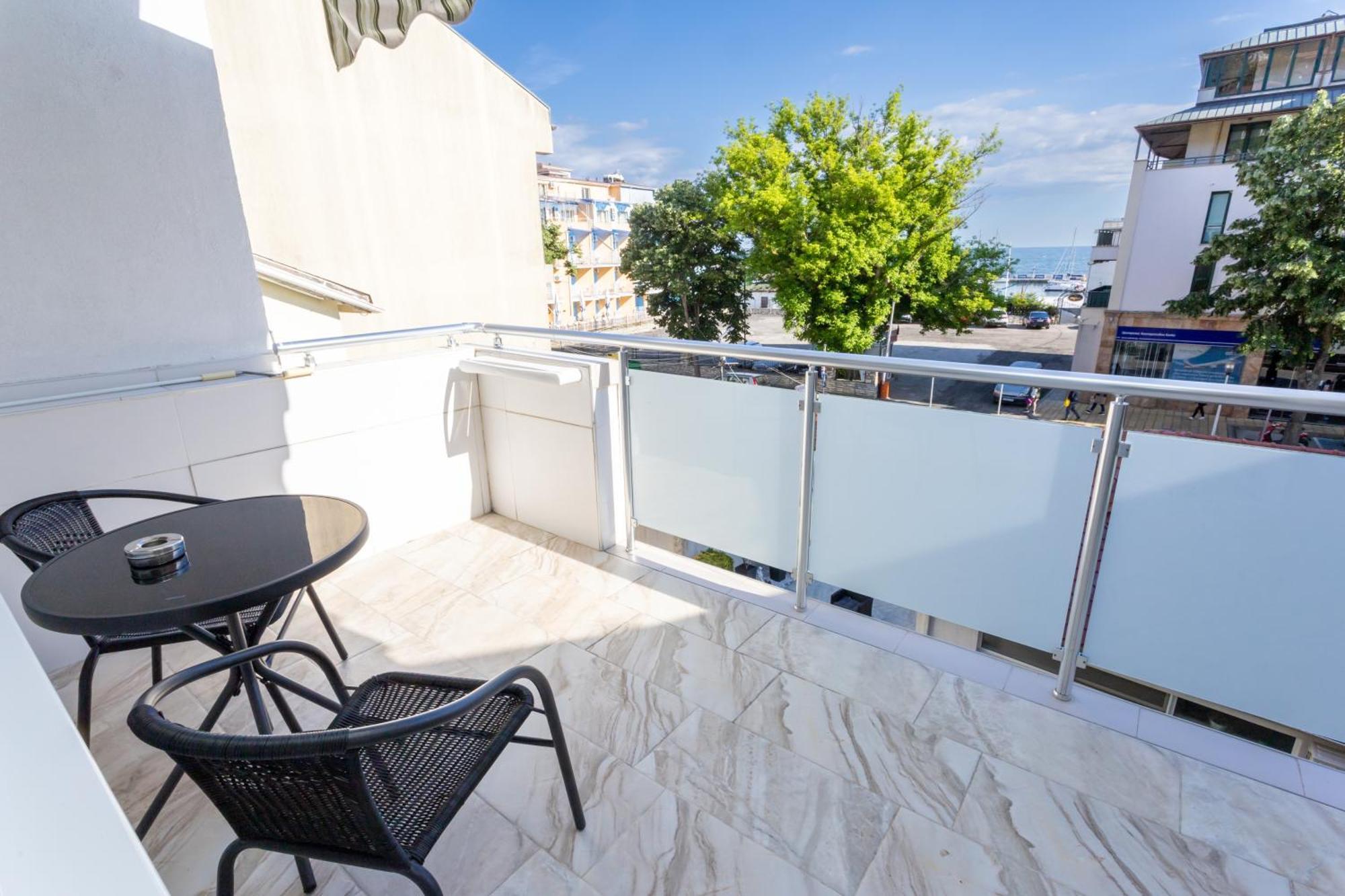 Guest House Desi - Къща За Гости Деси Μπαλτσίκ Εξωτερικό φωτογραφία