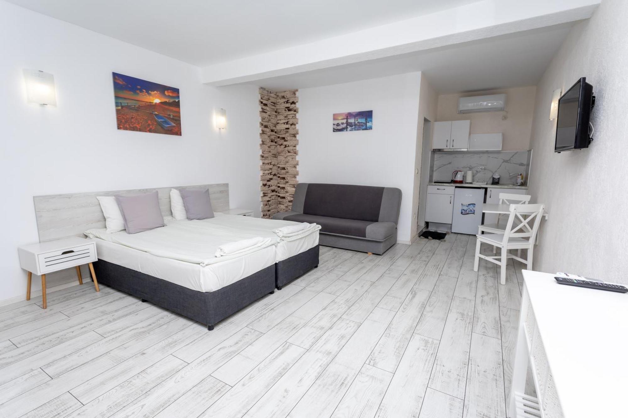Guest House Desi - Къща За Гости Деси Μπαλτσίκ Εξωτερικό φωτογραφία