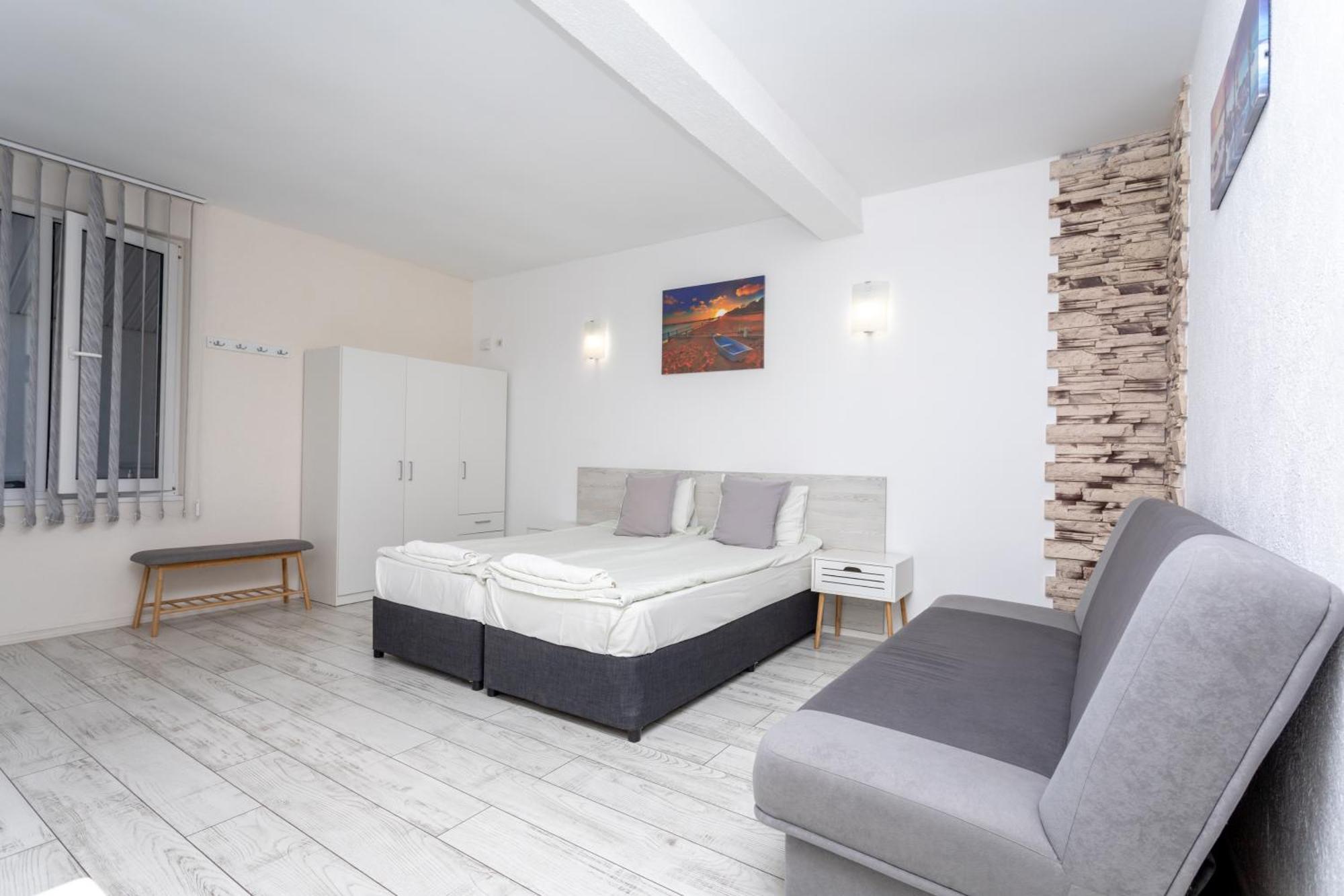 Guest House Desi - Къща За Гости Деси Μπαλτσίκ Εξωτερικό φωτογραφία