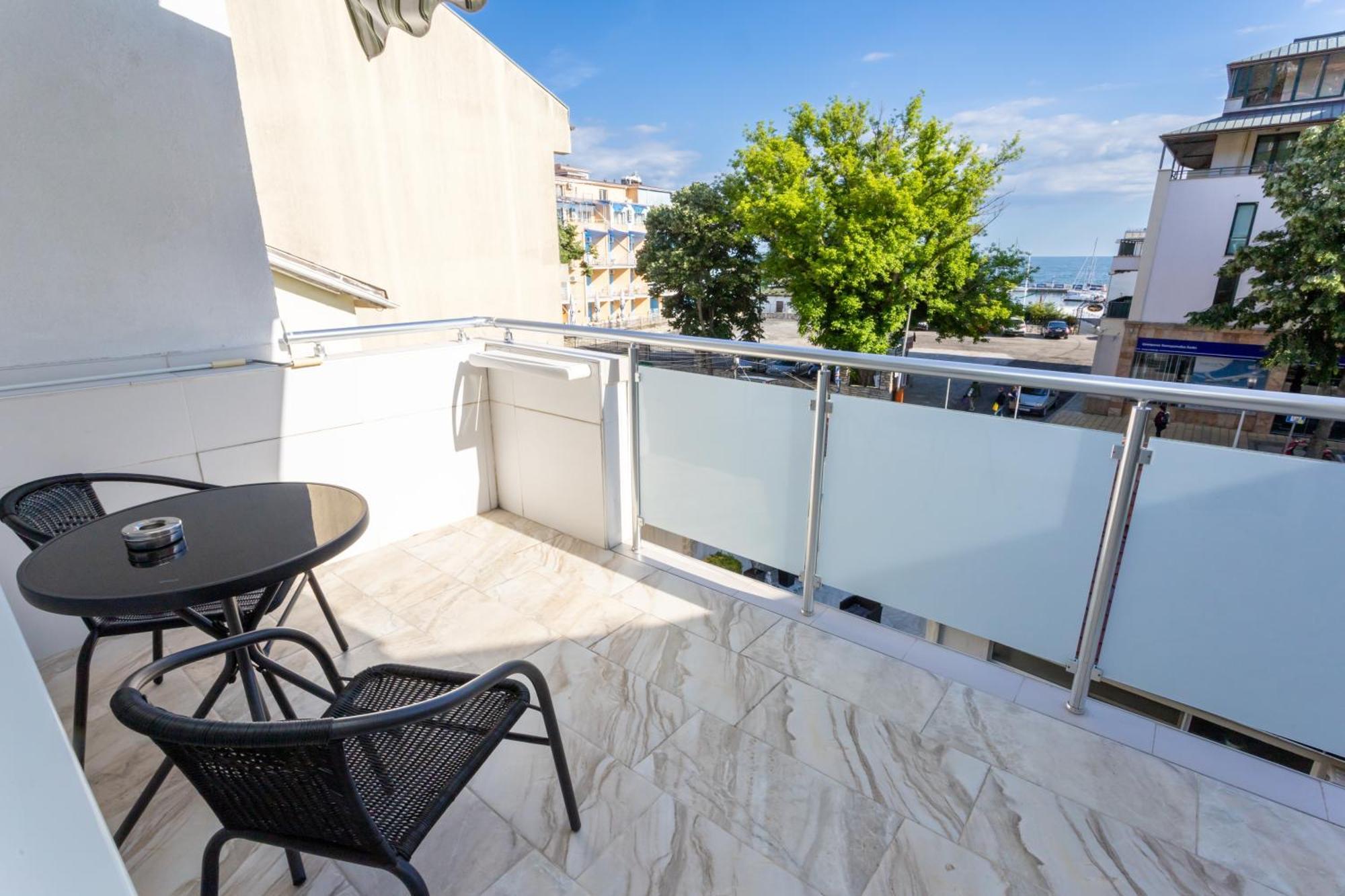 Guest House Desi - Къща За Гости Деси Μπαλτσίκ Εξωτερικό φωτογραφία