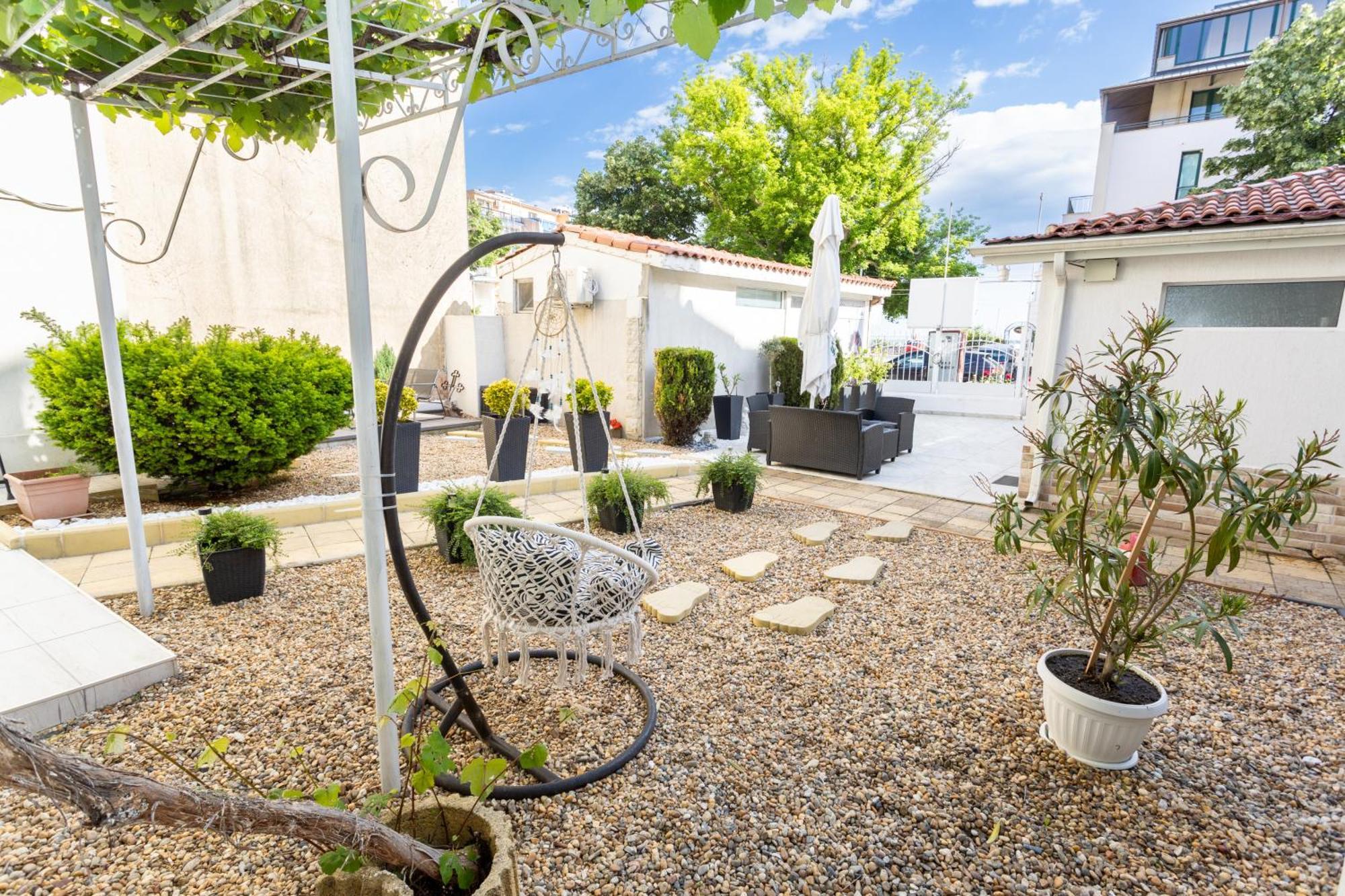 Guest House Desi - Къща За Гости Деси Μπαλτσίκ Εξωτερικό φωτογραφία
